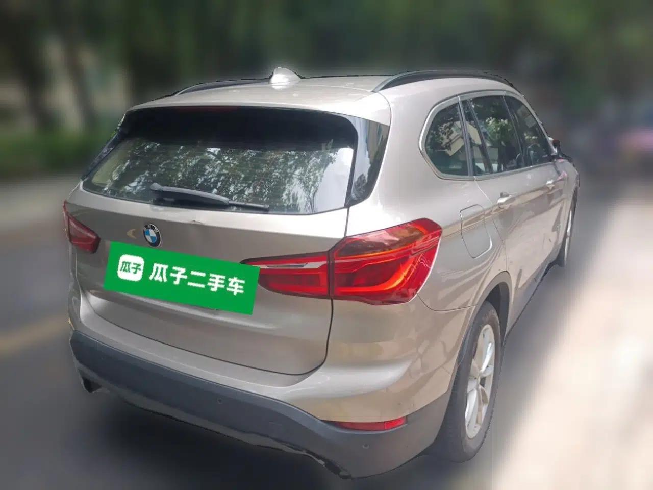 BMW X1 2016 sDrive18Li Fashion Model — миниатюра 6