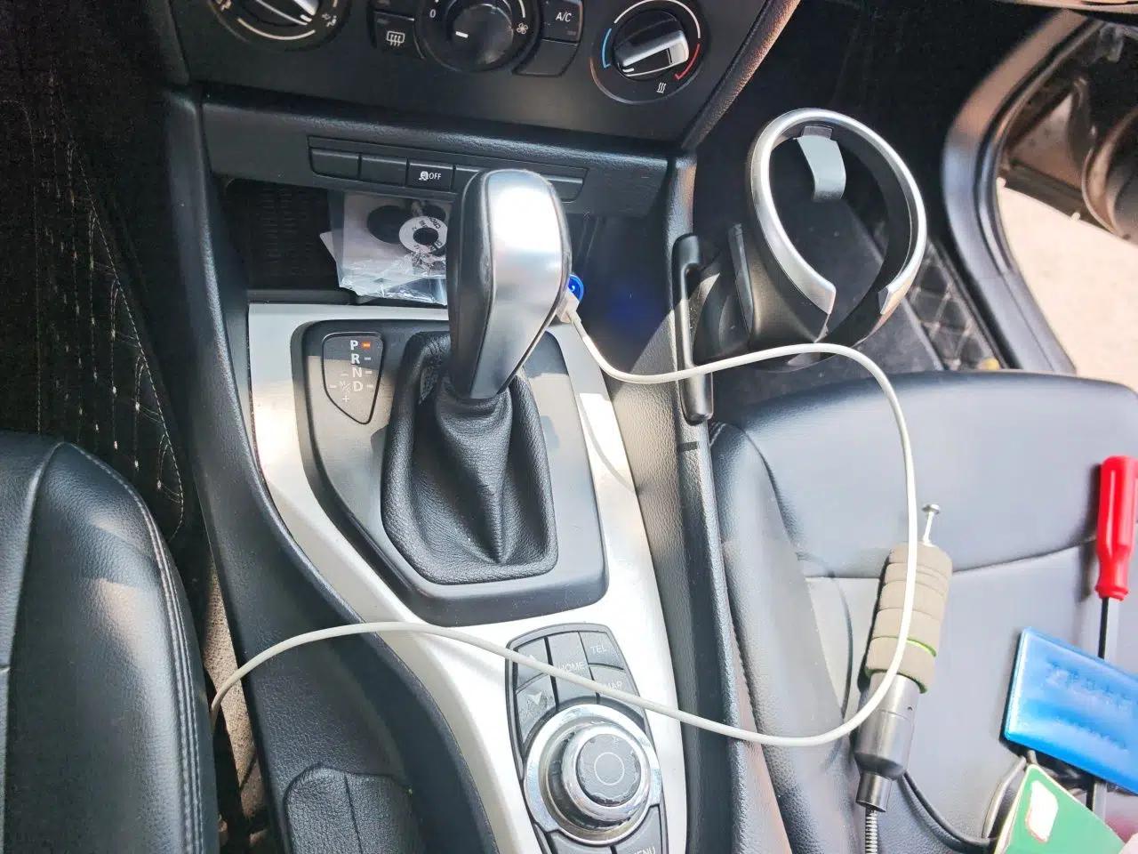 BMW X1 2013 sDrive18i Fashion Model — миниатюра 14