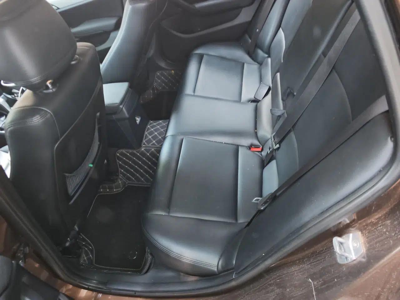 BMW X1 2013 sDrive18i Fashion Model — миниатюра 17