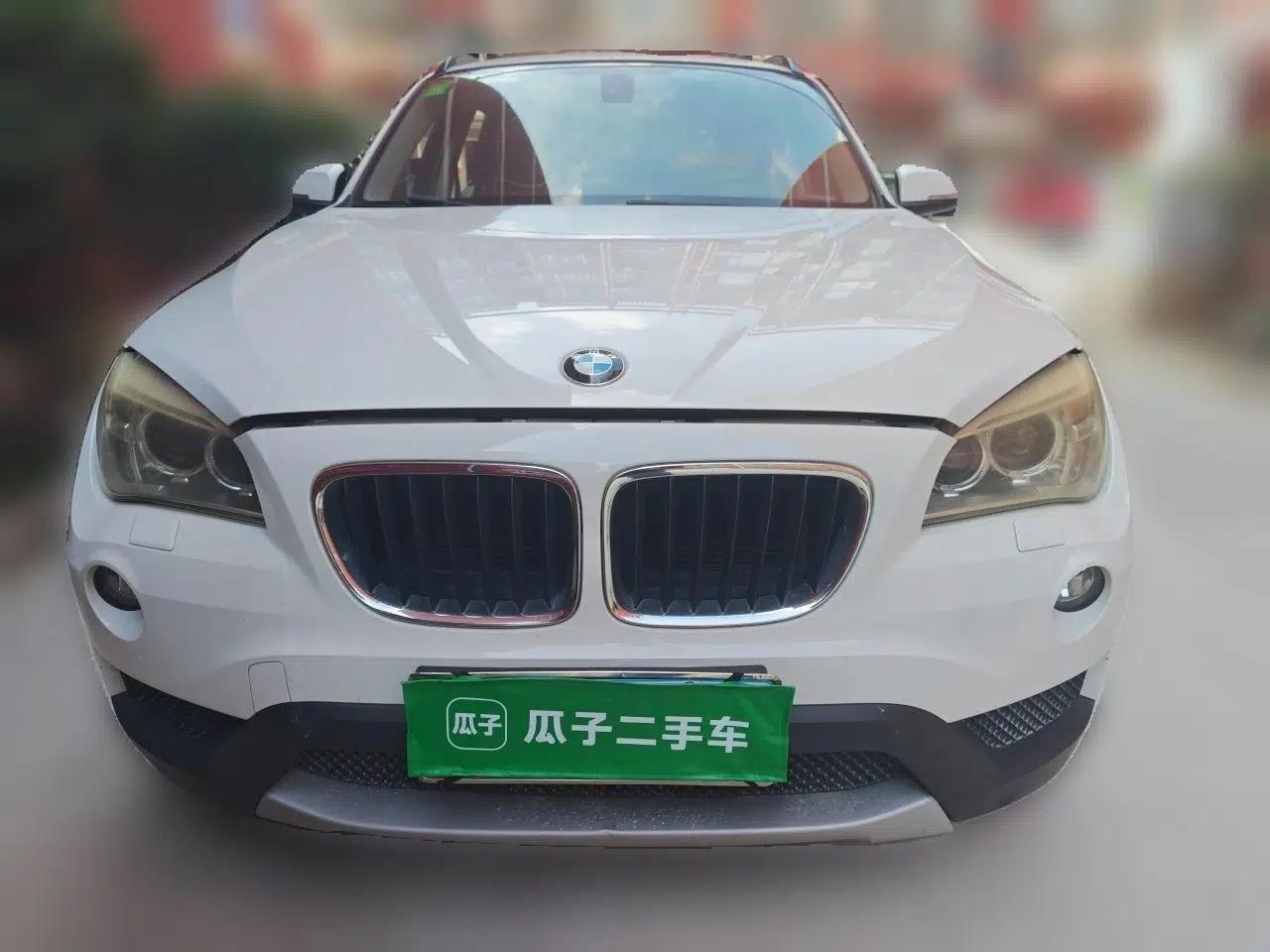 BMW X1 2012 sDrive18i Luxury Edition — миниатюра 2