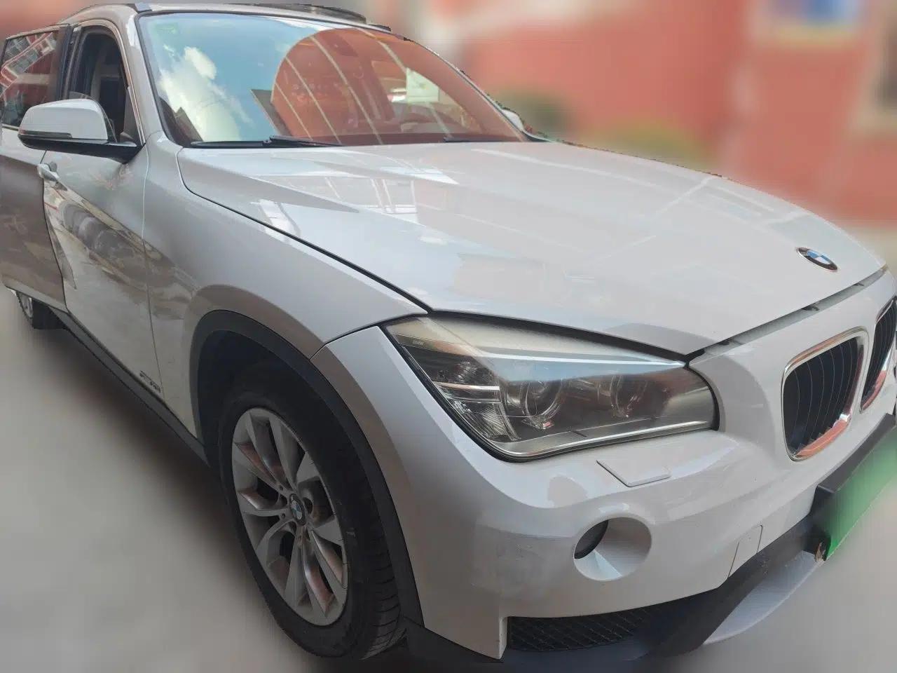BMW X1 2012 sDrive18i Luxury Edition — миниатюра 3