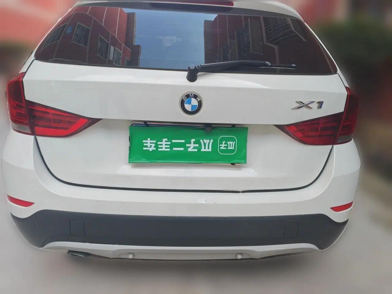 BMW X1 2012 sDrive18i Luxury Edition — миниатюра 5