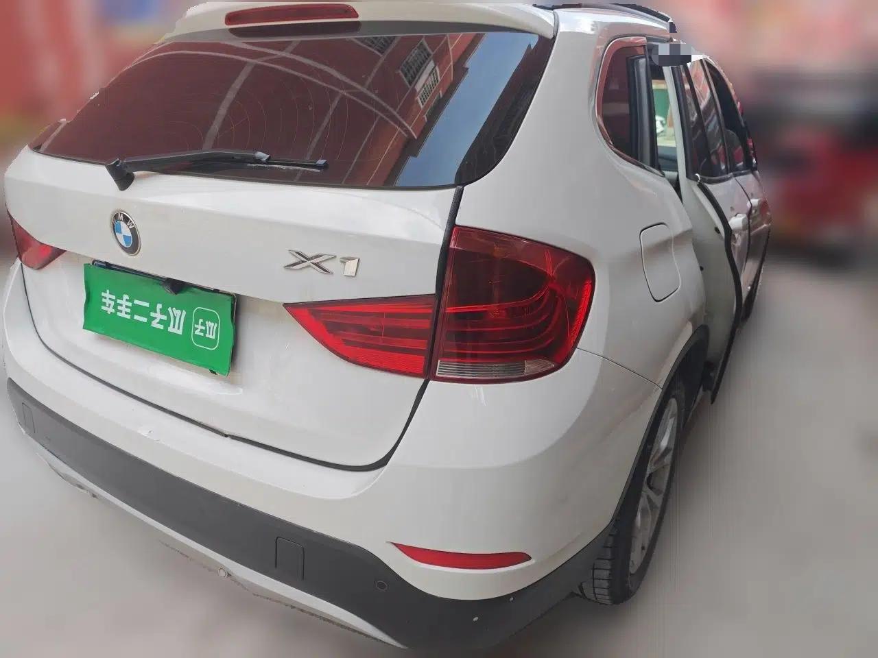 BMW X1 2012 sDrive18i Luxury Edition — миниатюра 6