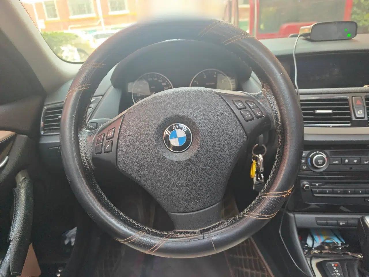 BMW X1 2012 sDrive18i Luxury Edition — миниатюра 10