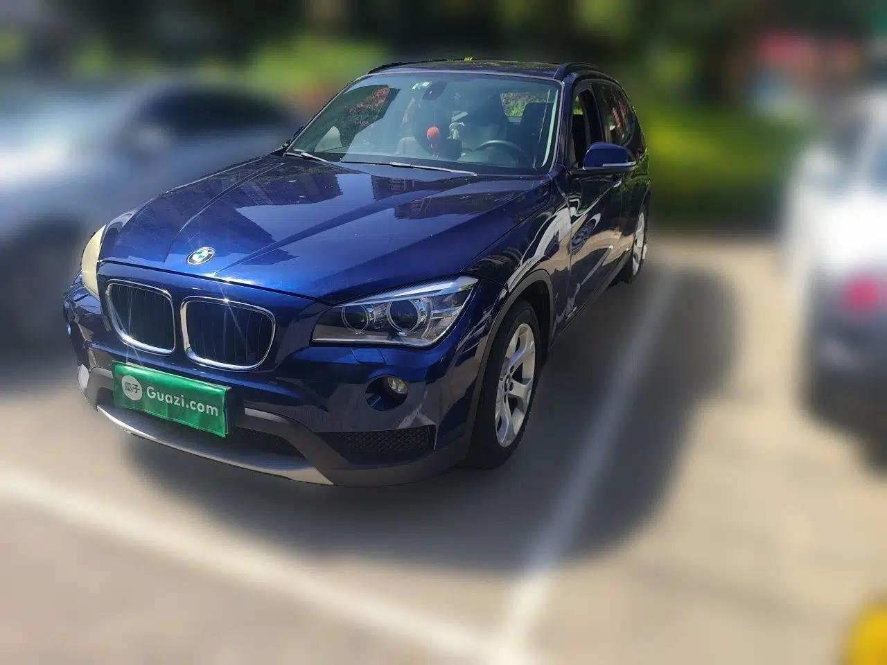 BMW X1 2012 sDrive18i Luxury Edition — миниатюра 1