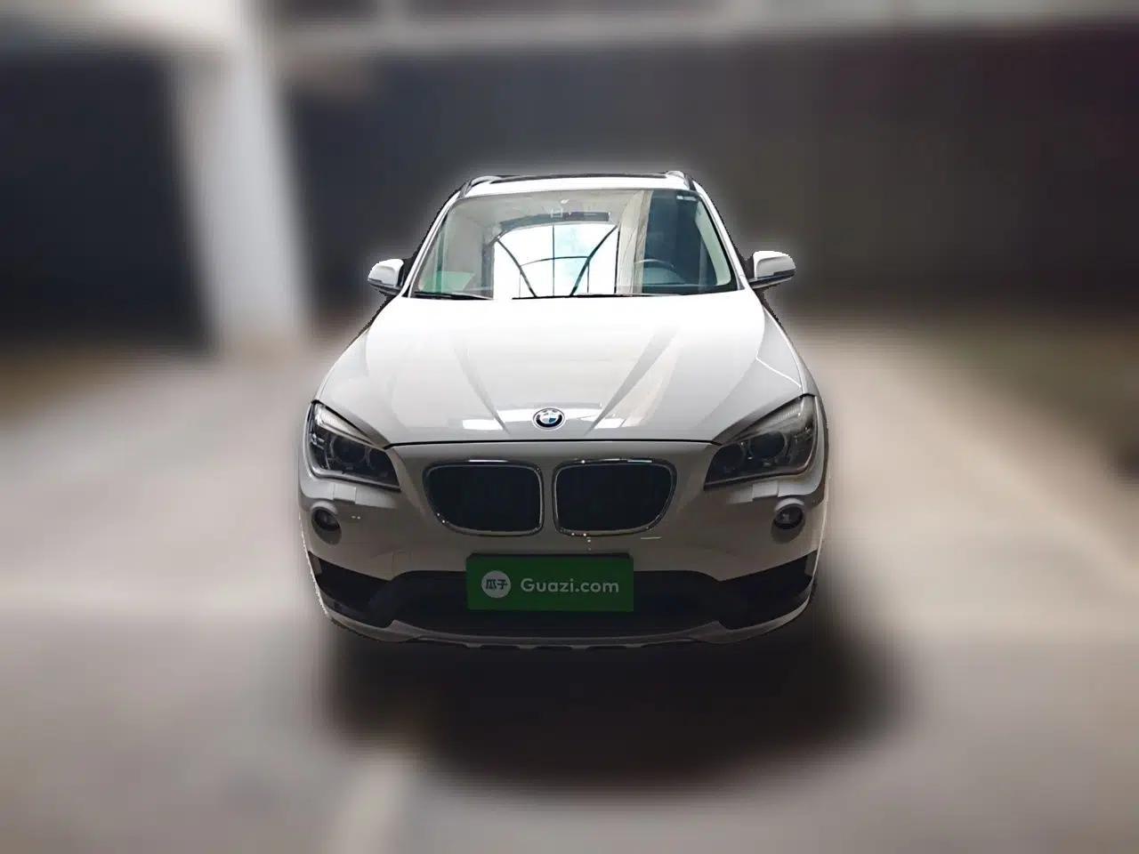 BMW X1 2015 sDrive18i Leading Edition — миниатюра 2