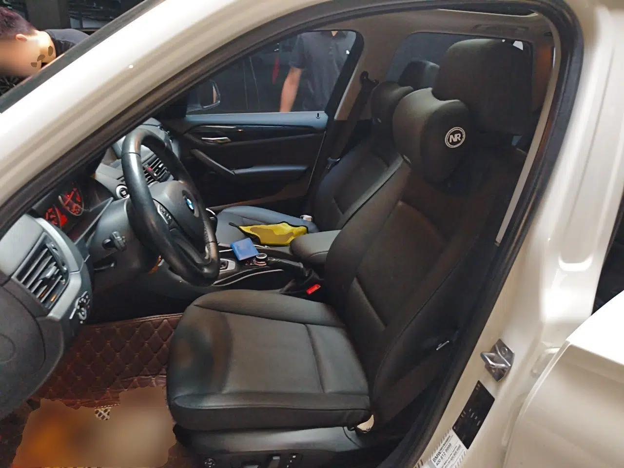 BMW X1 2015 sDrive18i Leading Edition — миниатюра 15