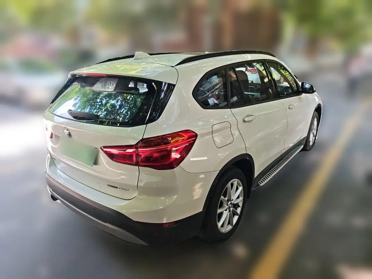 BMW X1 2019 sDrive18Li Fashion Model — миниатюра 4