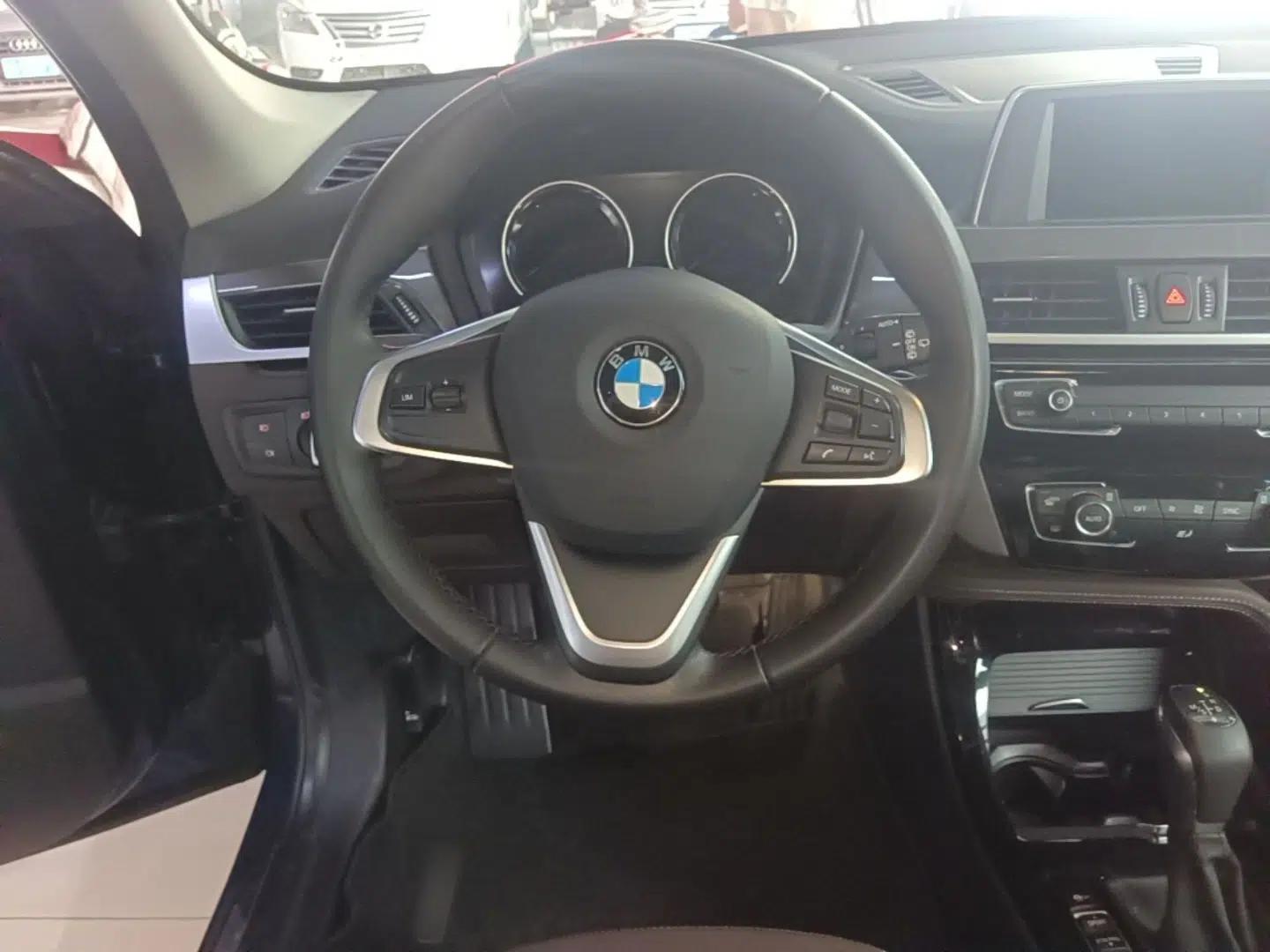 BMW X1 2019 sDrive18Li Premium Edition — миниатюра 18