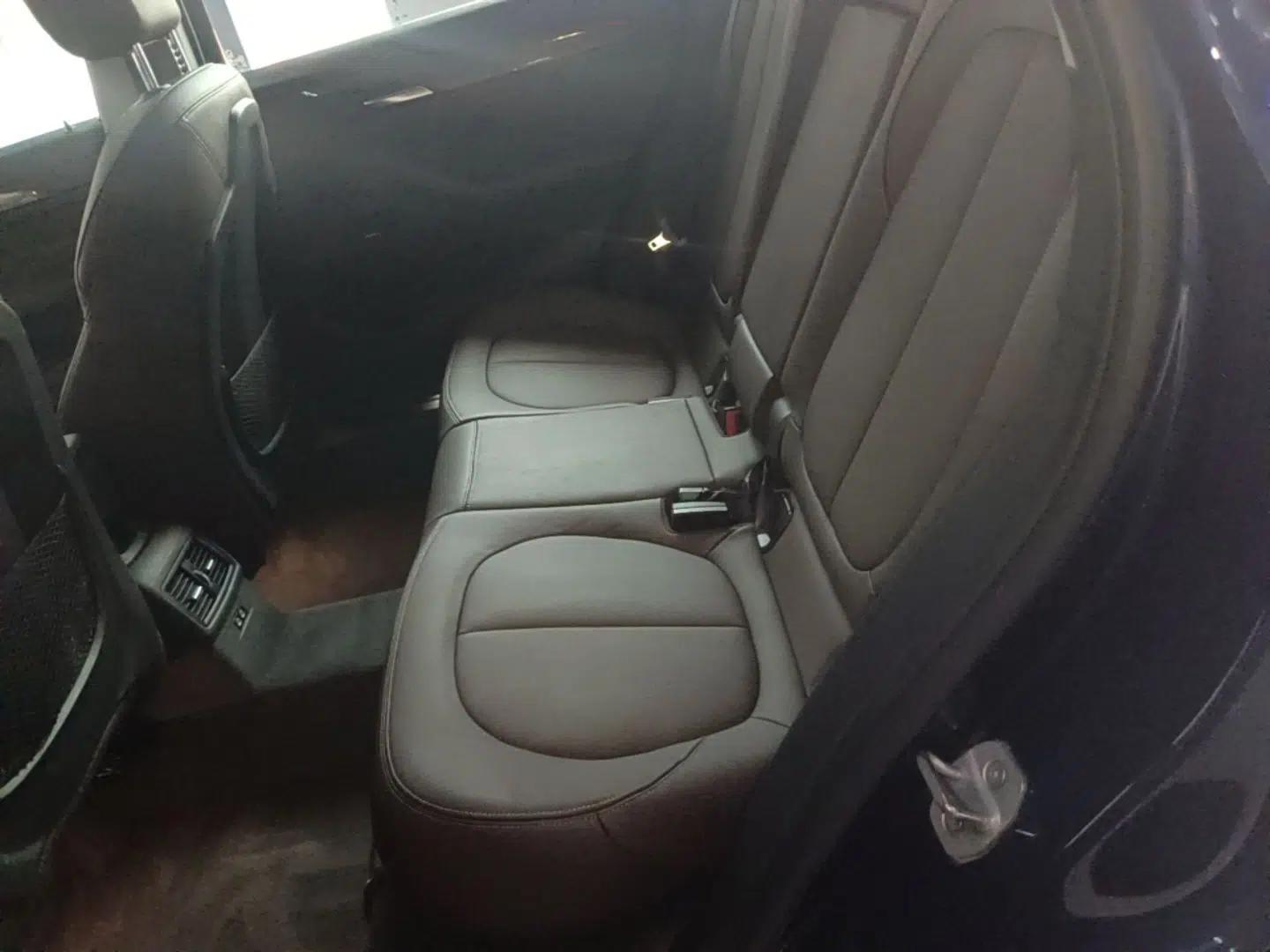 BMW X1 2019 sDrive18Li Premium Edition — миниатюра 25