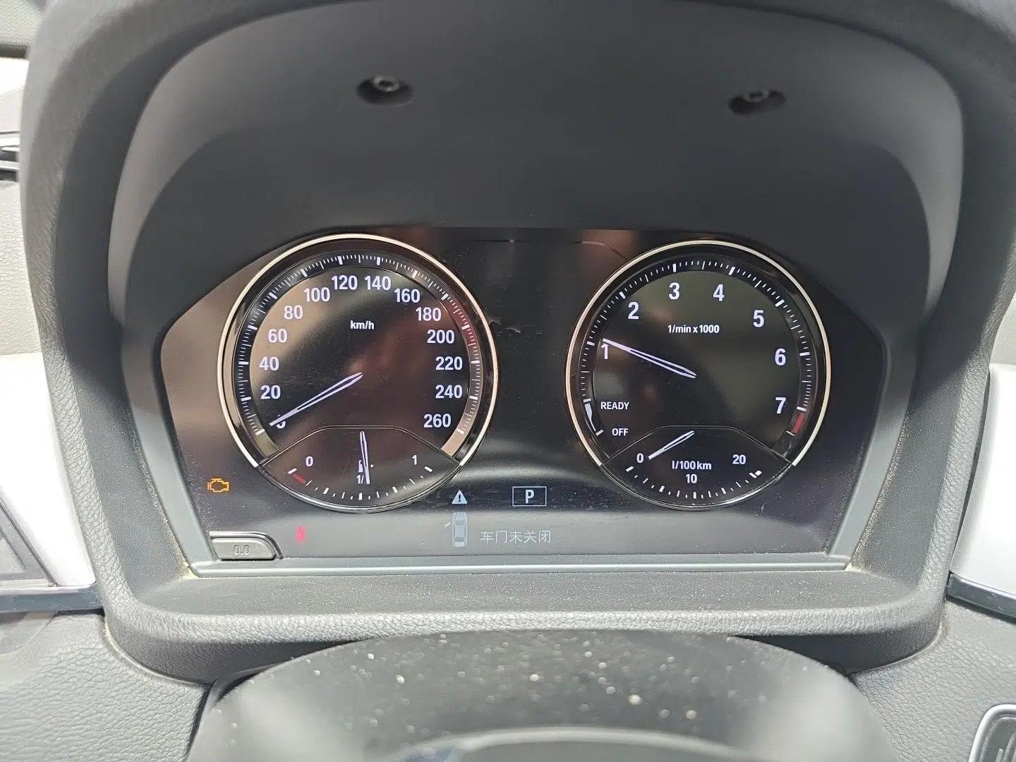 BMW X1 2019 sDrive20Li Leading Model — миниатюра 11