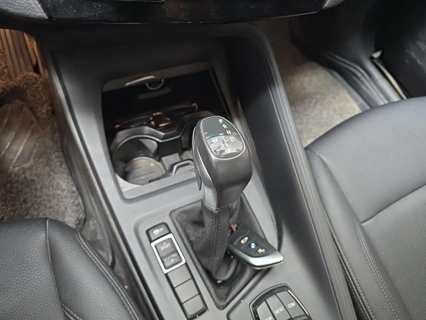 BMW X1 2019 sDrive20Li Leading Model — миниатюра 14