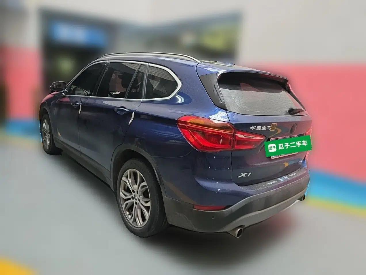 BMW X1 2019 sDrive20Li Leading Model — миниатюра 4