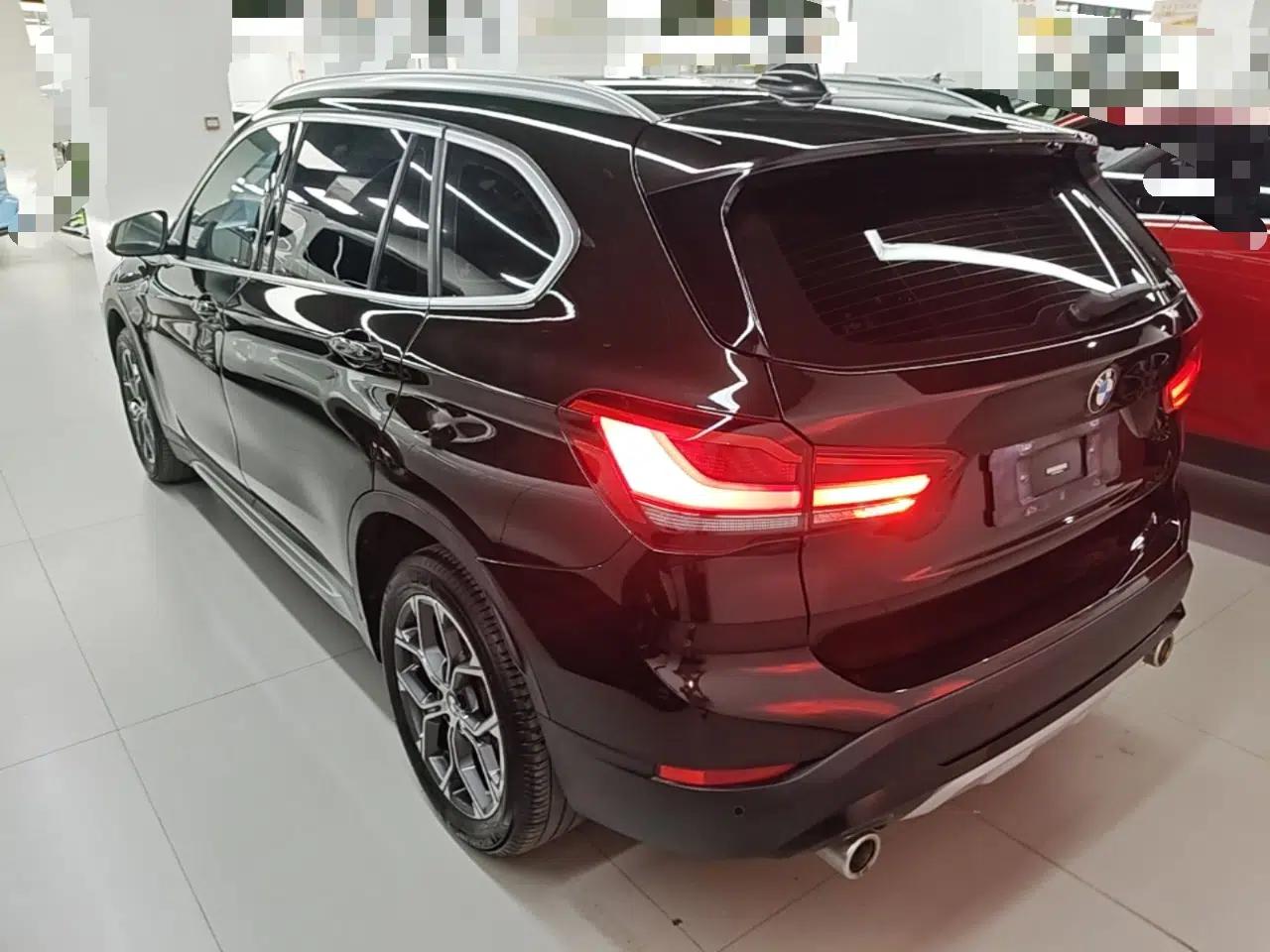 BMW X1 2021 sDrive20Li Premium Edition — миниатюра 4