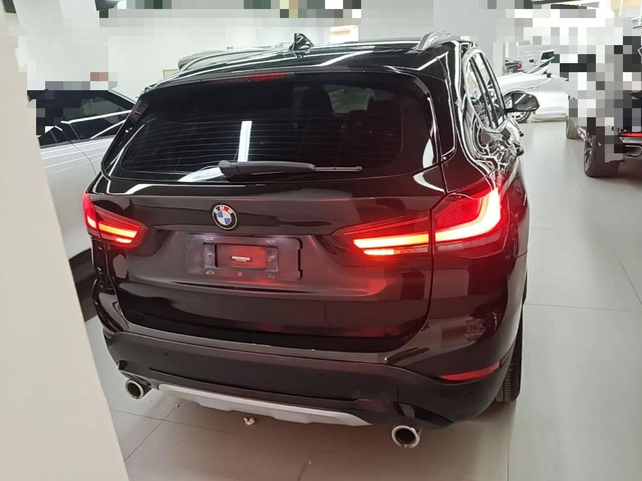 BMW X1 2021 sDrive20Li Premium Edition — миниатюра 5