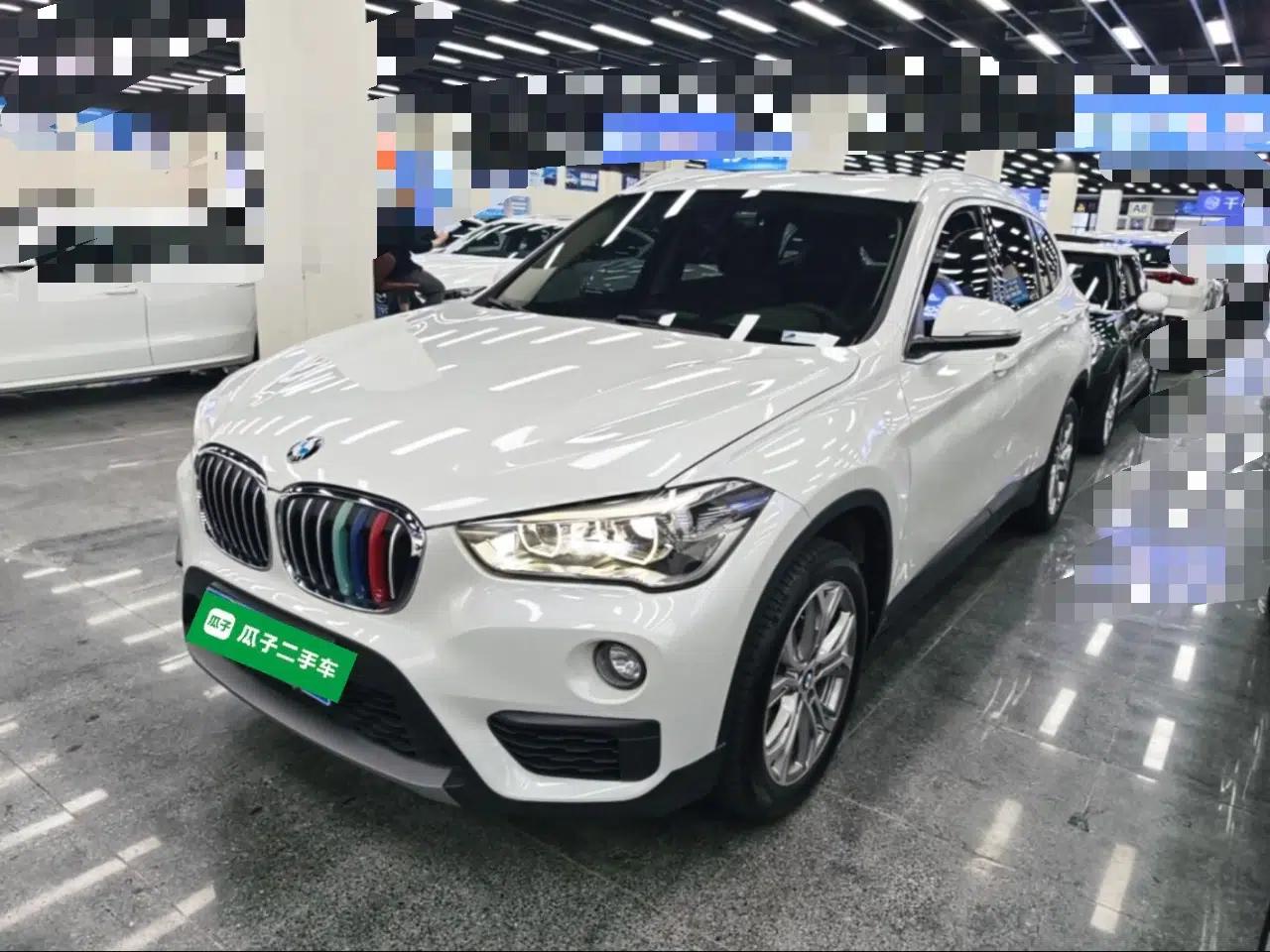 BMW X1 2019 sDrive20Li Leading Model — миниатюра 1