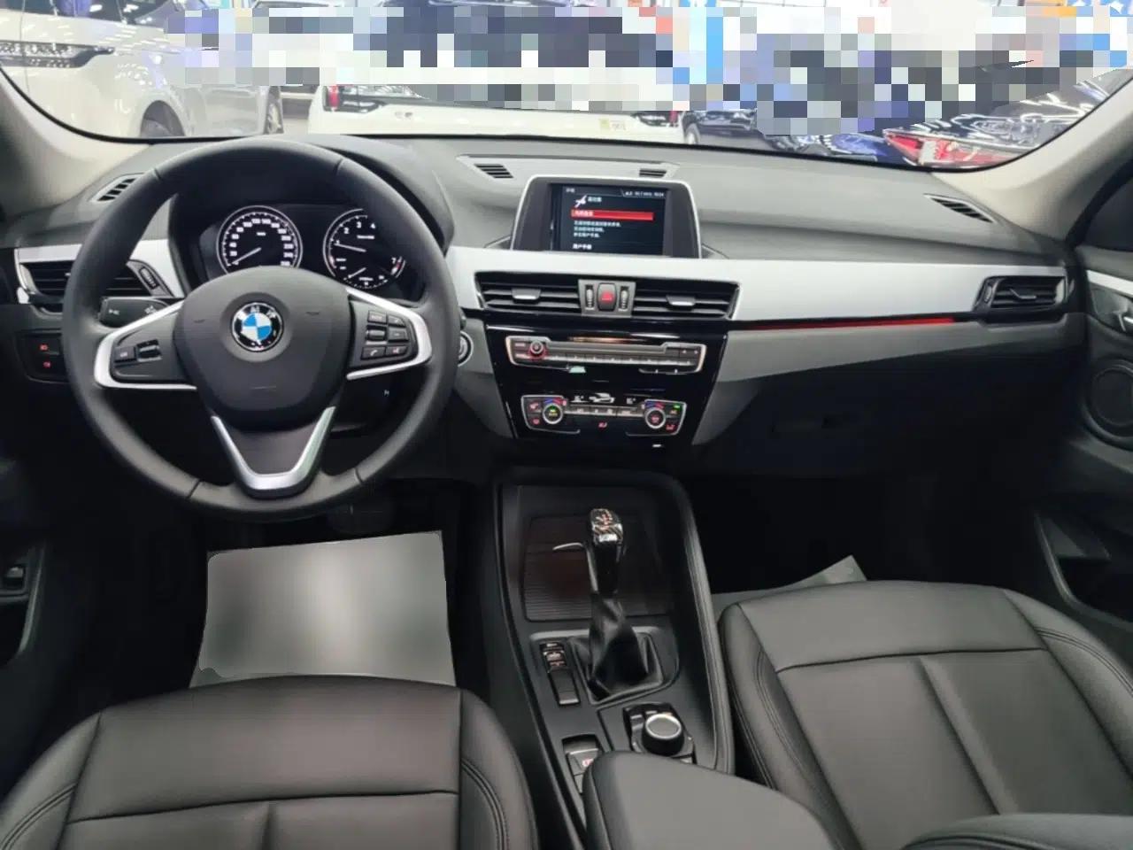 BMW X1 2019 sDrive20Li Leading Model — миниатюра 12