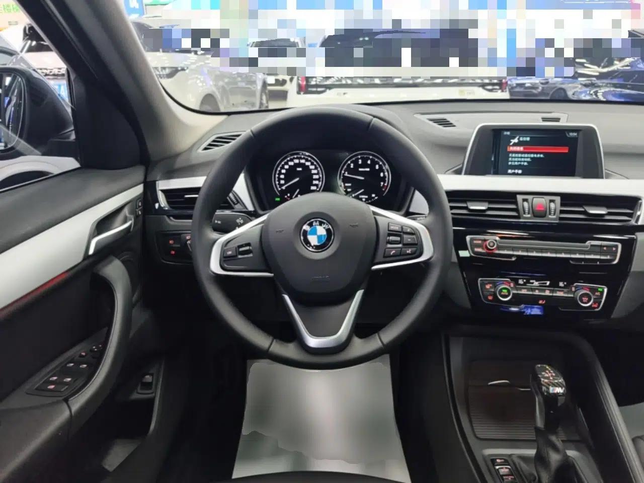BMW X1 2019 sDrive20Li Leading Model — миниатюра 13