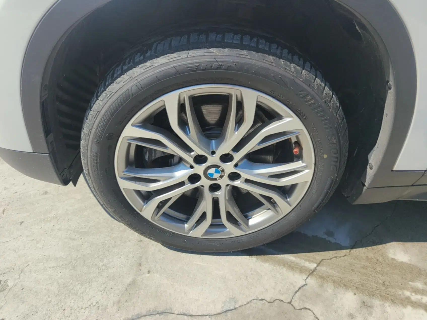 BMW X1 2019 sDrive20Li Leading Model — миниатюра 10