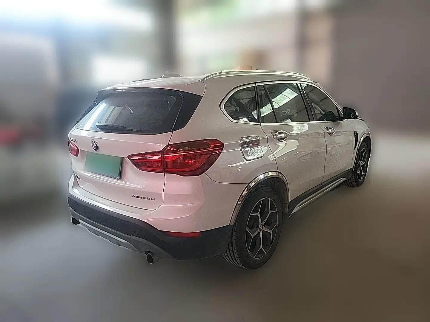 BMW X1 2018 xDrive20Li Luxury Edition — миниатюра 6
