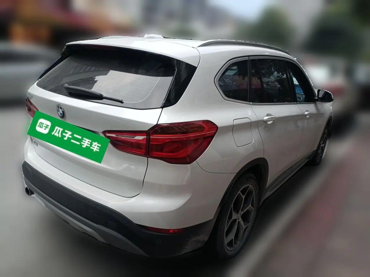 BMW X1 2019 sDrive18Li Premium Edition — миниатюра 6
