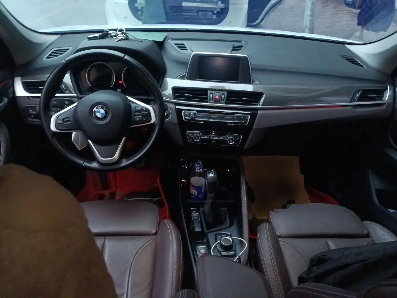 BMW X1 2019 sDrive18Li Premium Edition — миниатюра 9