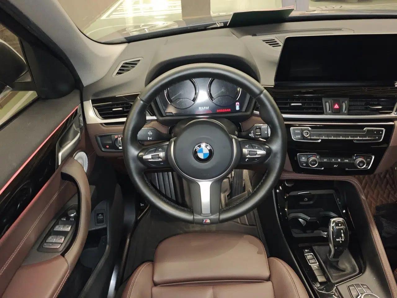 BMW X1 2021 sDrive20Li Premium Edition — миниатюра 10