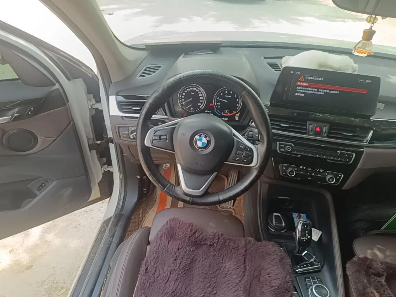 BMW X1 2020 sDrive25Li Leading Model — миниатюра 13