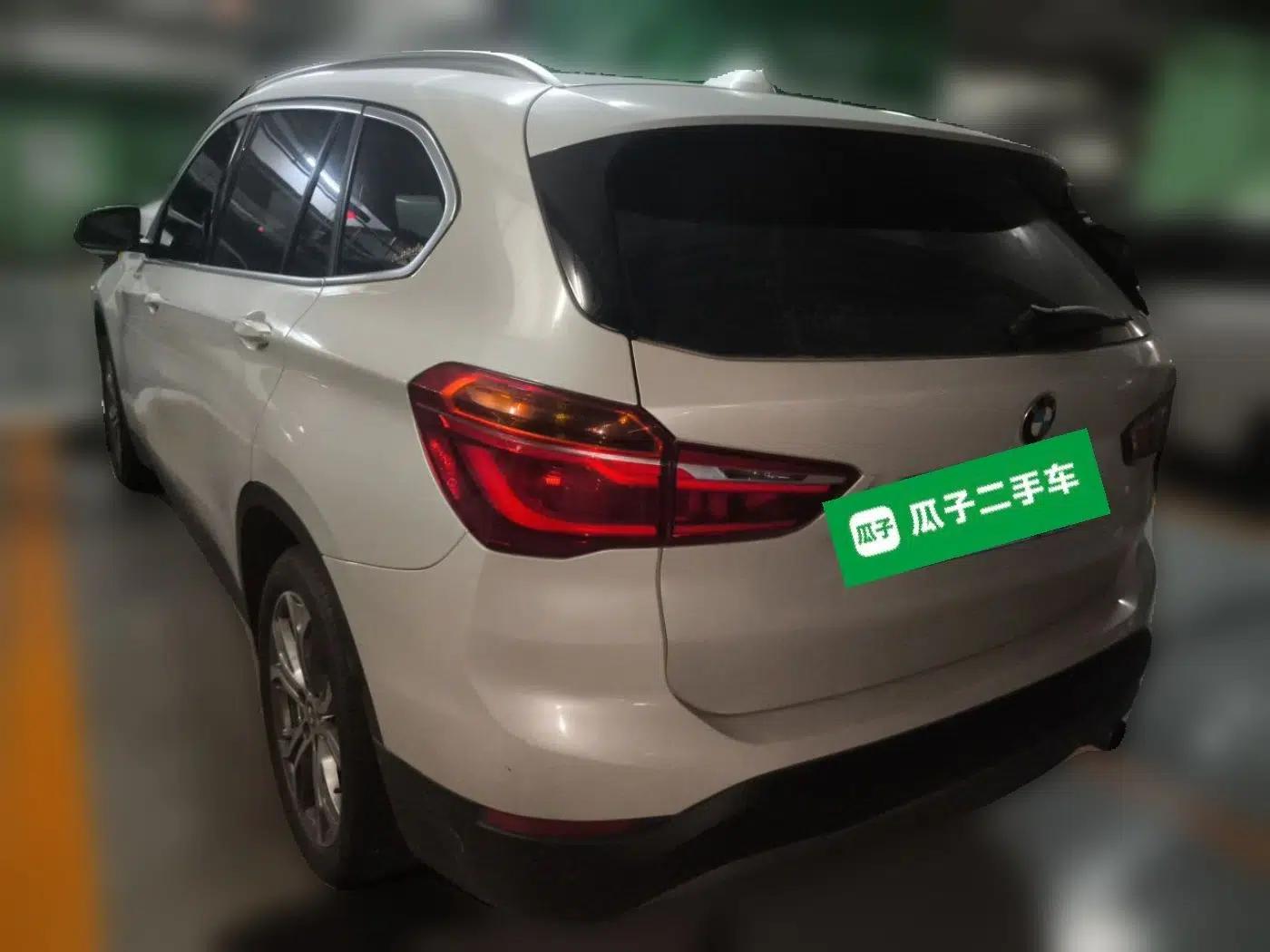 BMW X1 2019 sDrive20Li Leading Model — миниатюра 4