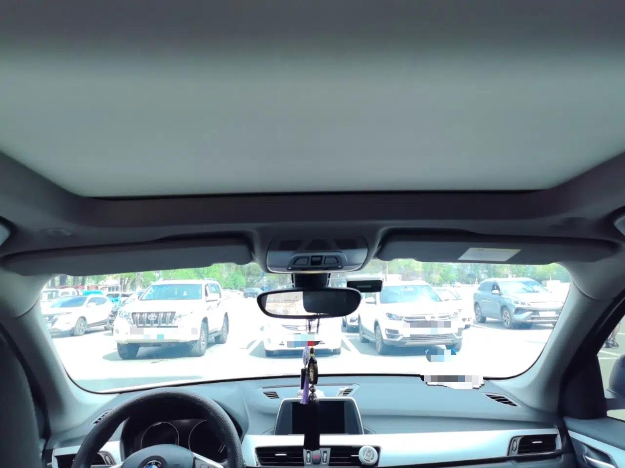 BMW X1 2019 sDrive20Li Leading Model — миниатюра 18