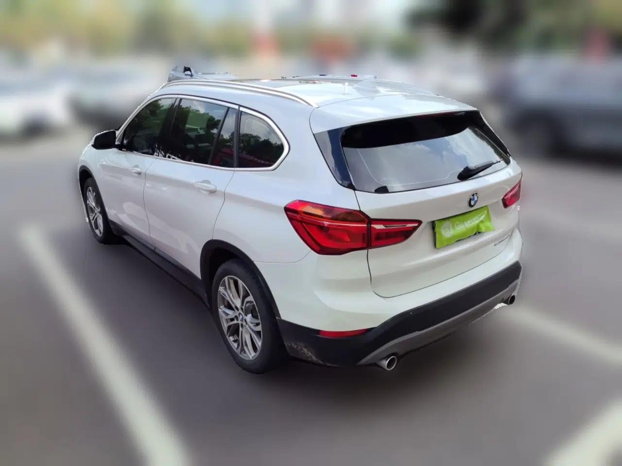 BMW X1 2019 sDrive20Li Leading Model — миниатюра 4