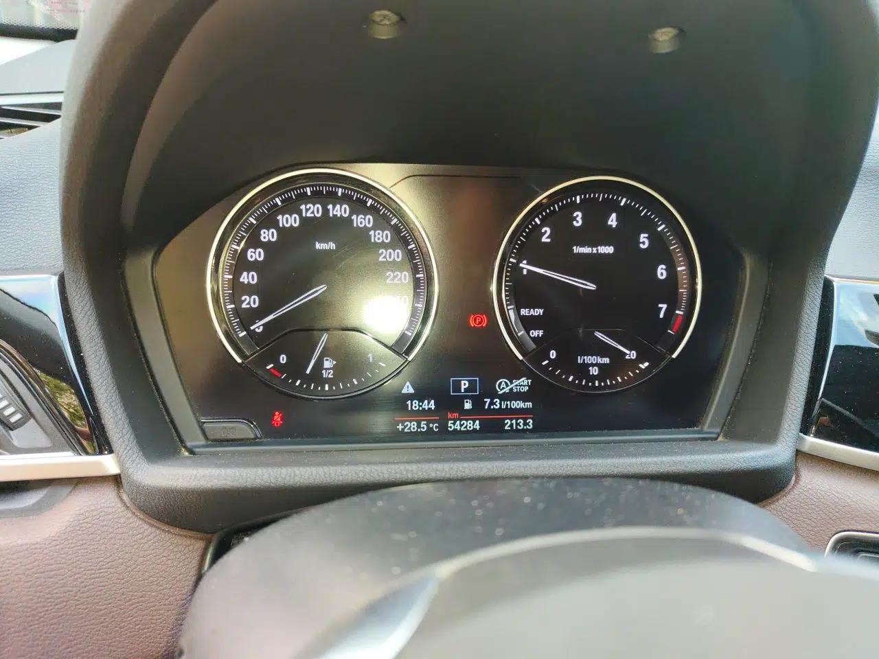 BMW X1 2020 sDrive20Li Fashion Model — миниатюра 12