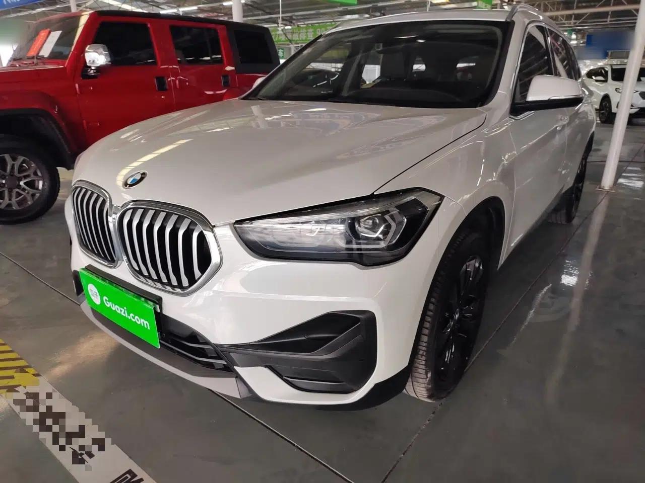 BMW X1 2020 sDrive20Li Fashion Model — миниатюра 1
