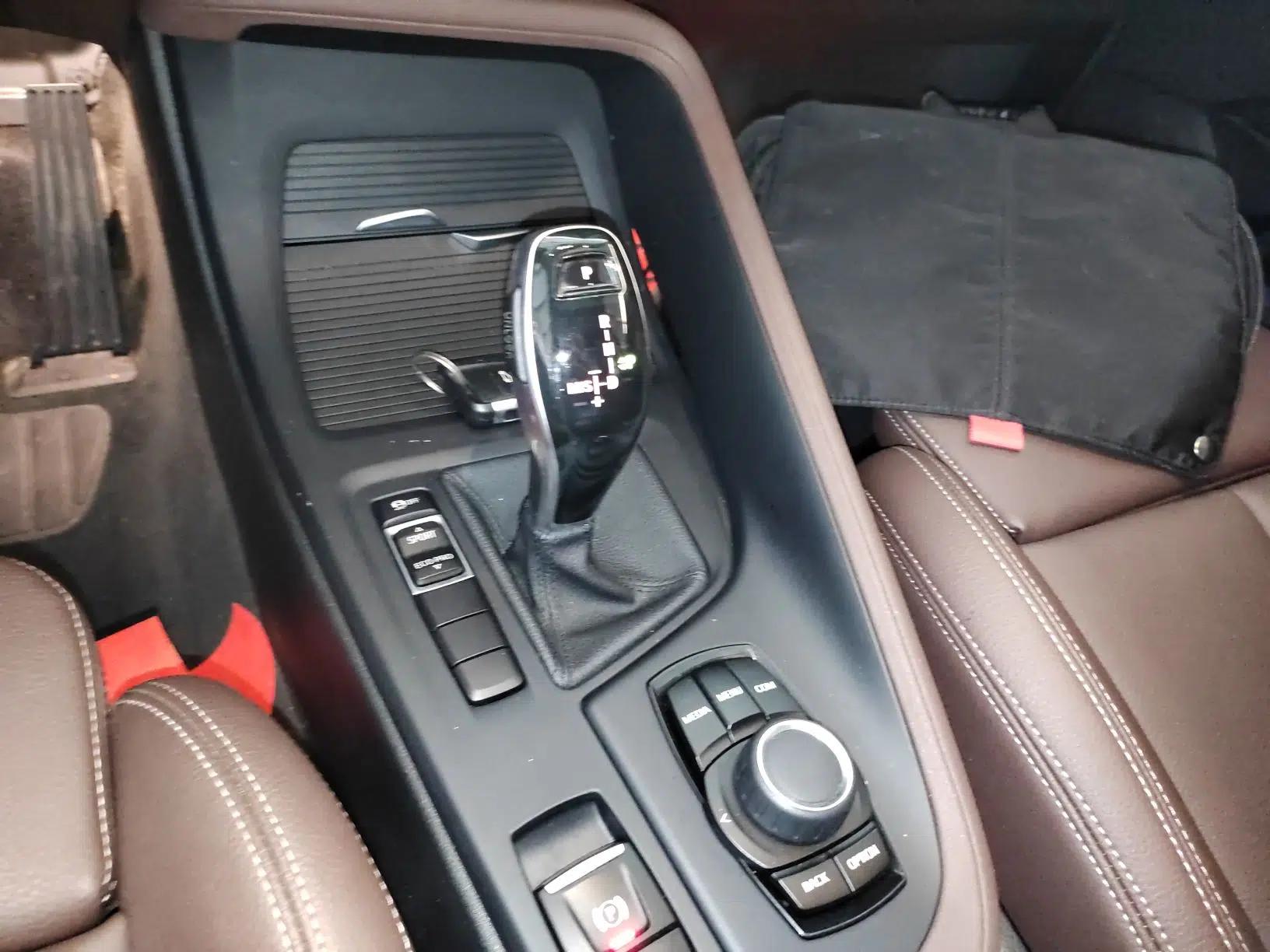 BMW X1 2020 sDrive20Li Fashion Model — миниатюра 16