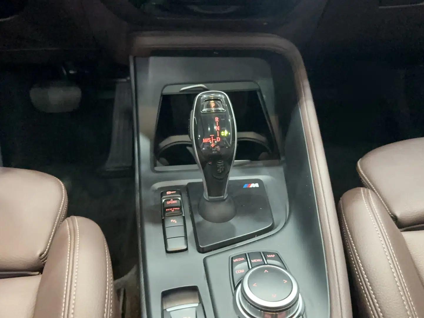 BMW X1 2022 sDrive25Li Leading Model — миниатюра 22