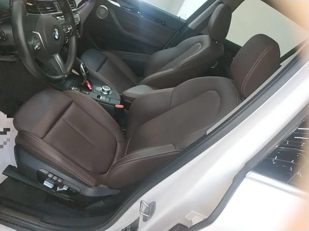 BMW X1 2021 sDrive25Li Leading Model — миниатюра 17