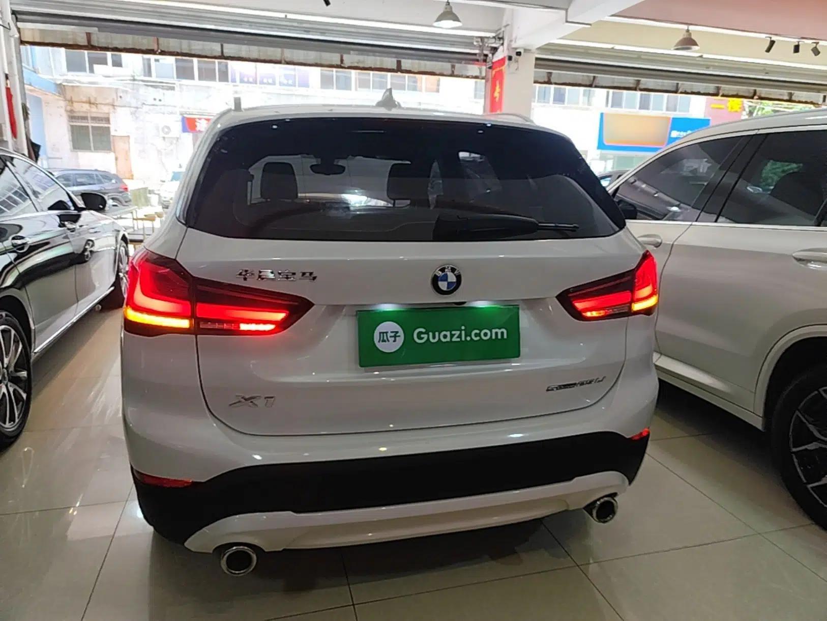 BMW X1 2022 sDrive25Li Leading Model — миниатюра 5