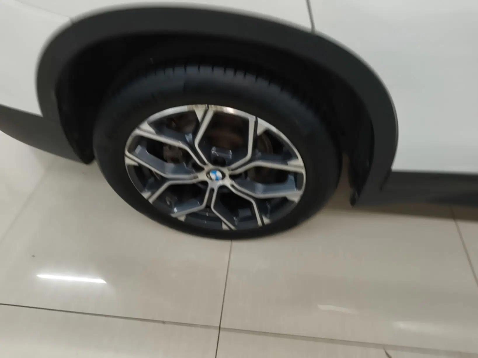 BMW X1 2021 Restyled sDrive25Li Leading Edition — миниатюра 11