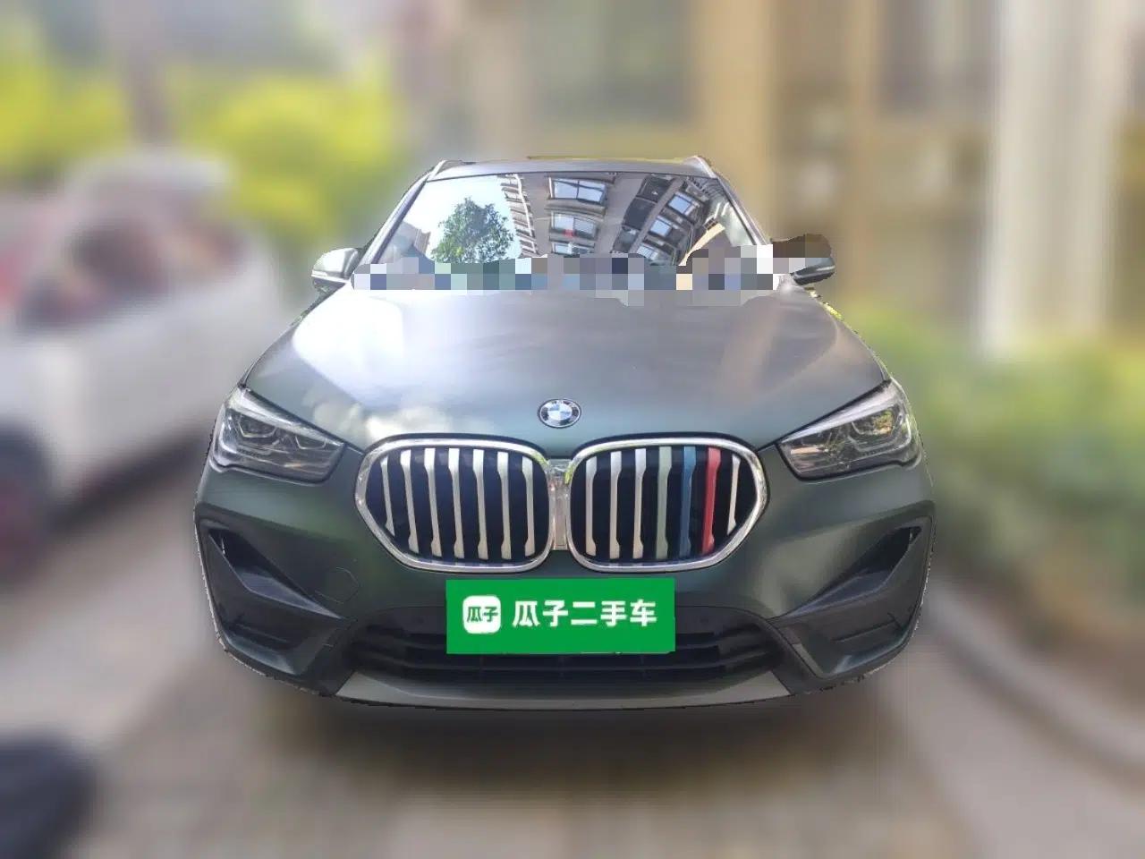 BMW X1 2022 sDrive25Li Leading Model — миниатюра 2
