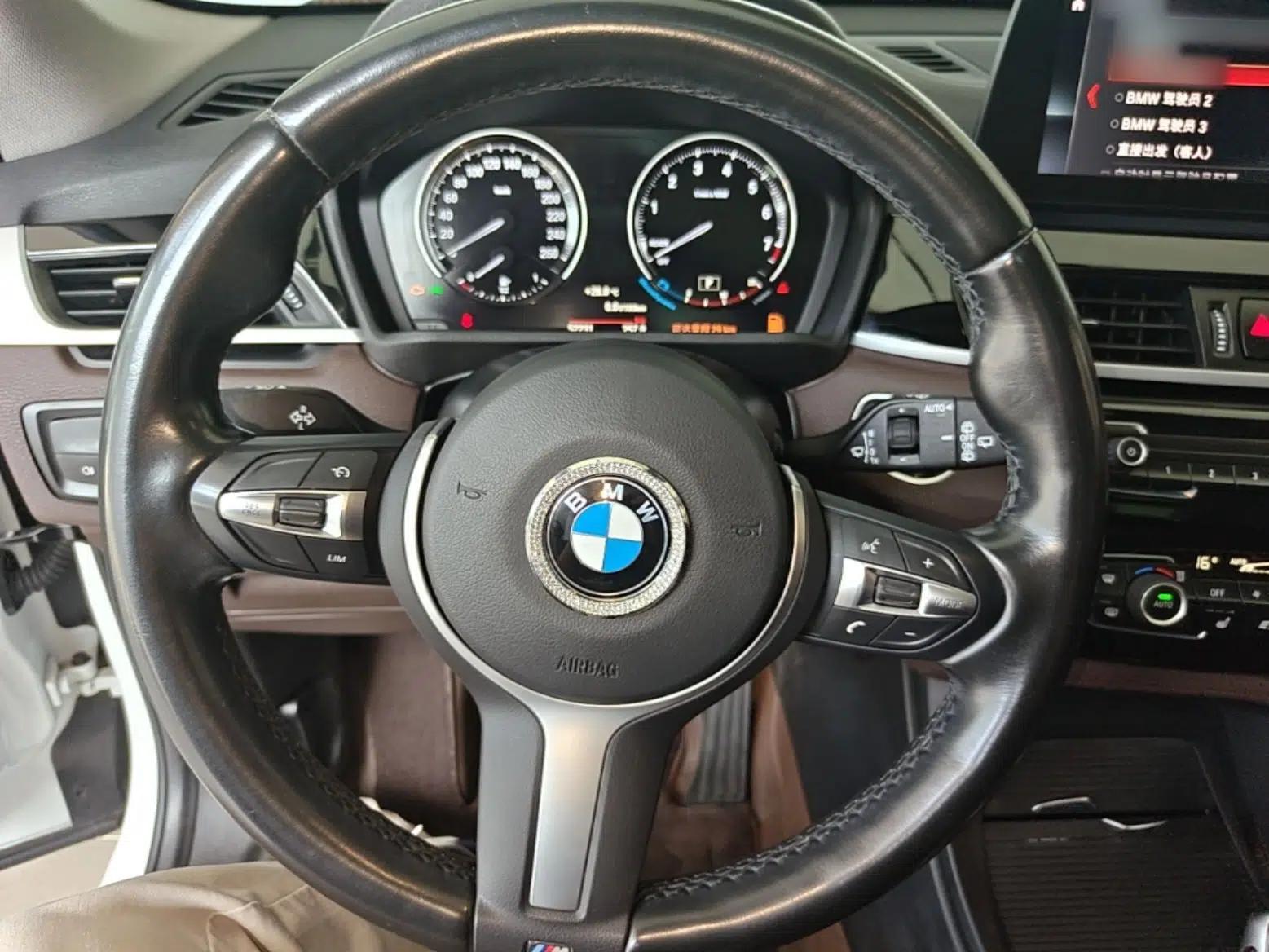 BMW X1 2021 Restyled sDrive25Li Leading Edition — миниатюра 13