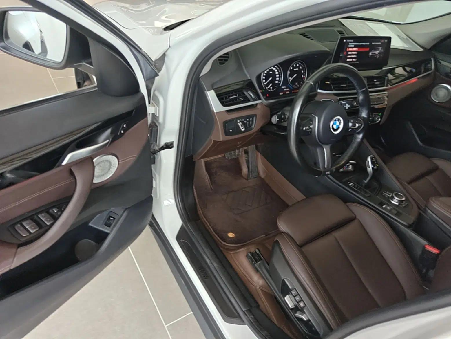 BMW X1 2021 Restyled sDrive25Li Leading Edition — миниатюра 18