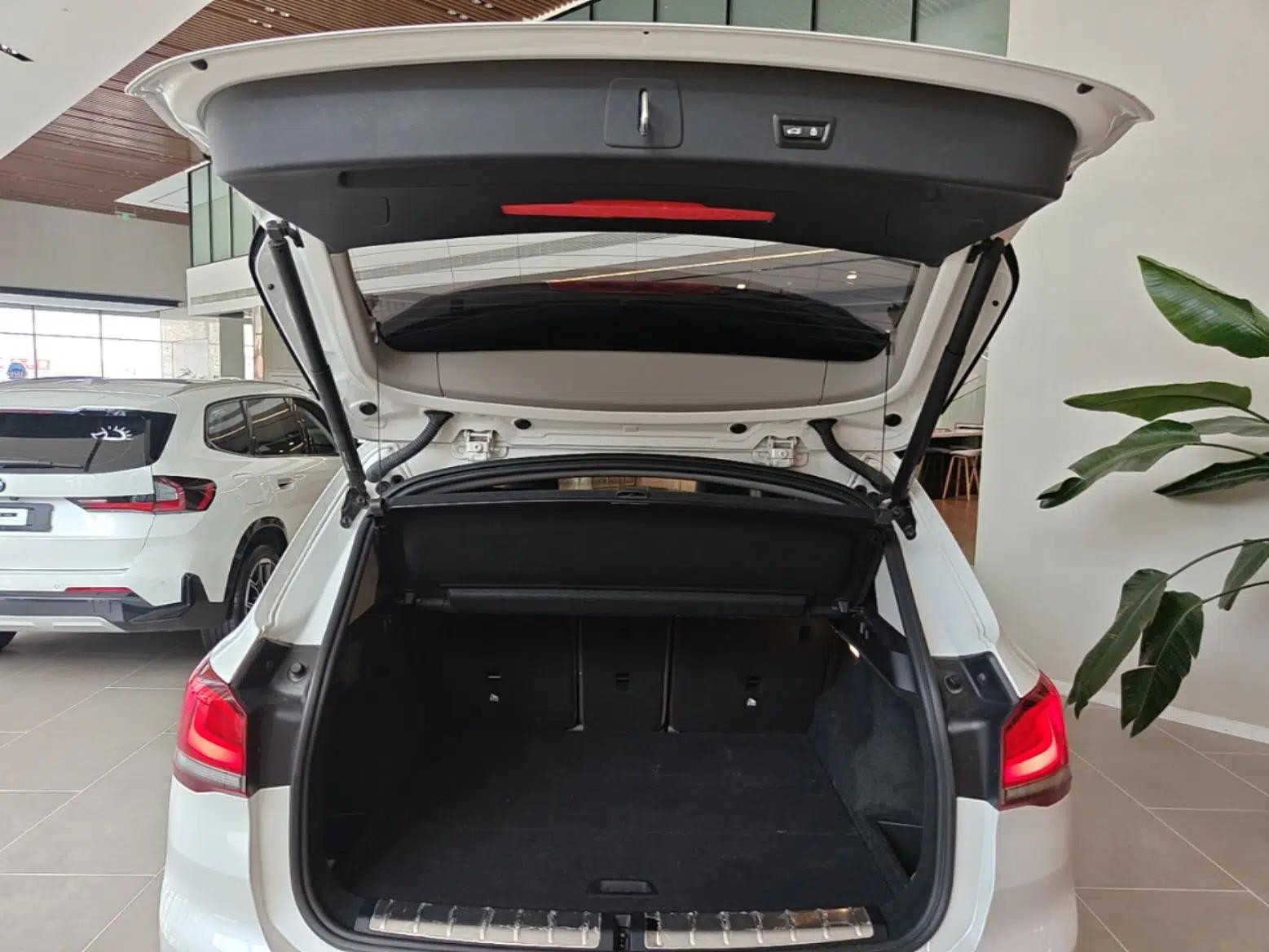 BMW X1 2021 Restyled sDrive25Li Leading Edition — миниатюра 22