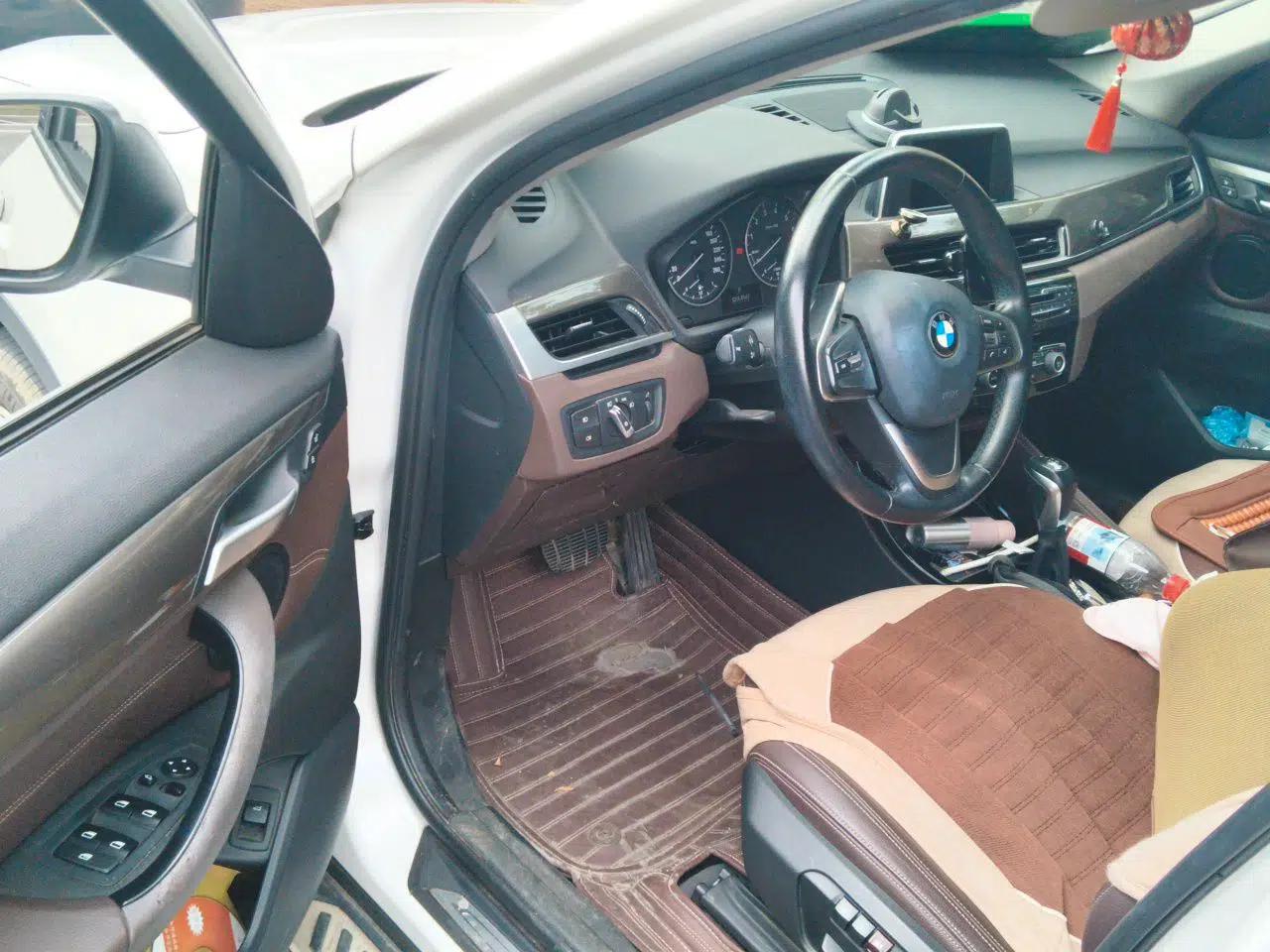 BMW X1 2016 sDrive20Li Luxury Model — миниатюра 16