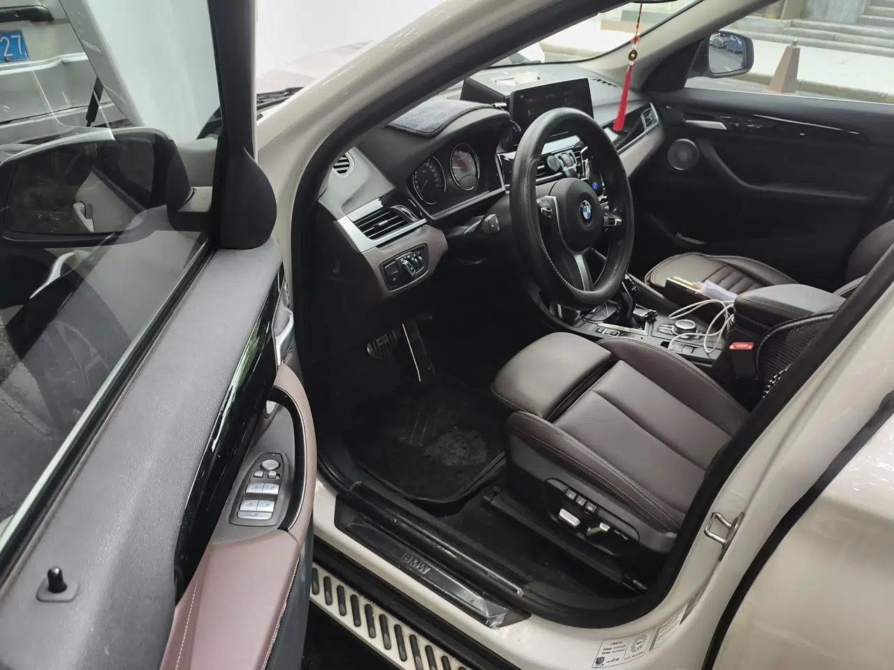 BMW X1 2022 sDrive25Li Leading Model — миниатюра 16