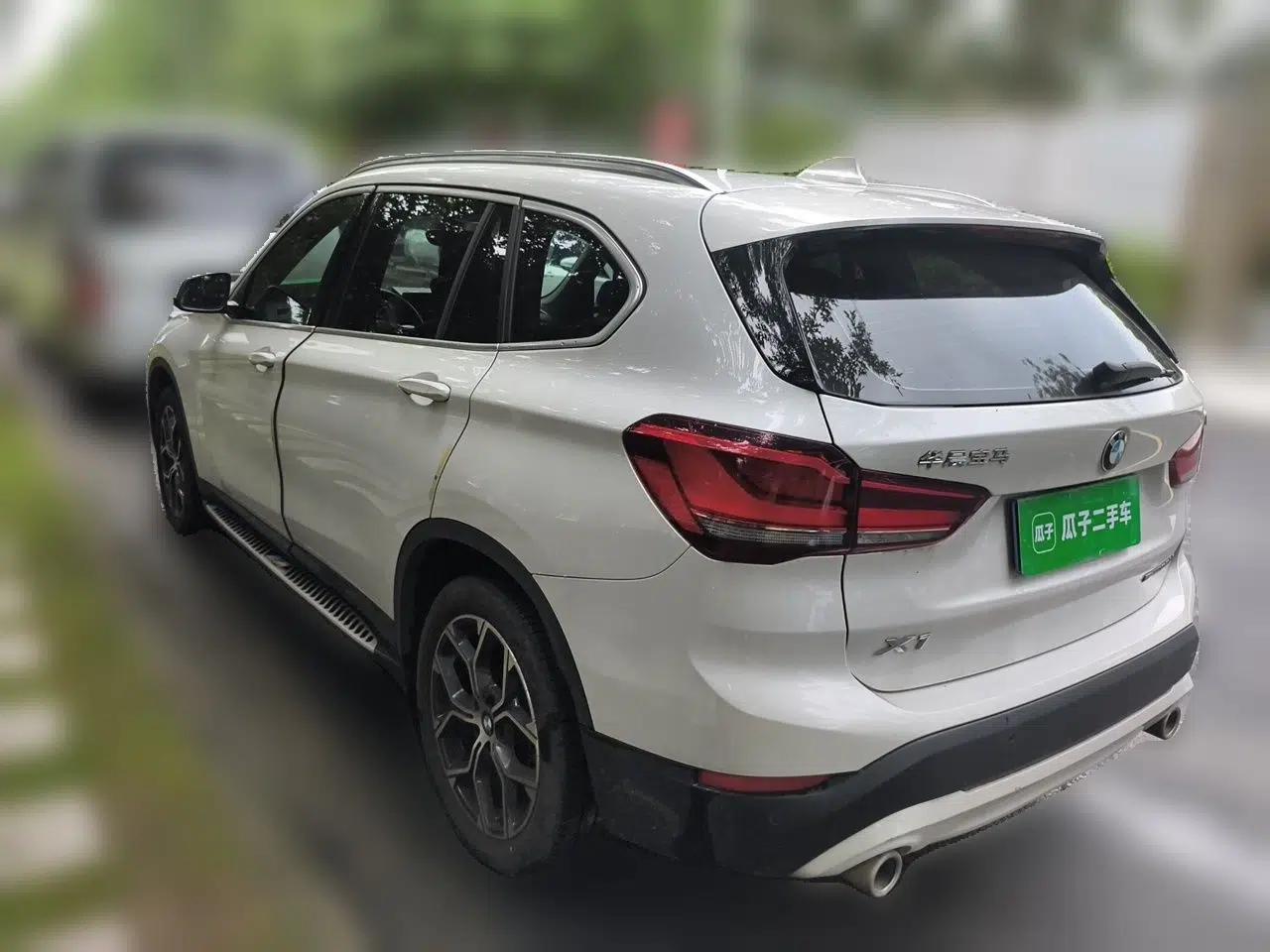 BMW X1 2022 sDrive25Li Leading Model — миниатюра 4
