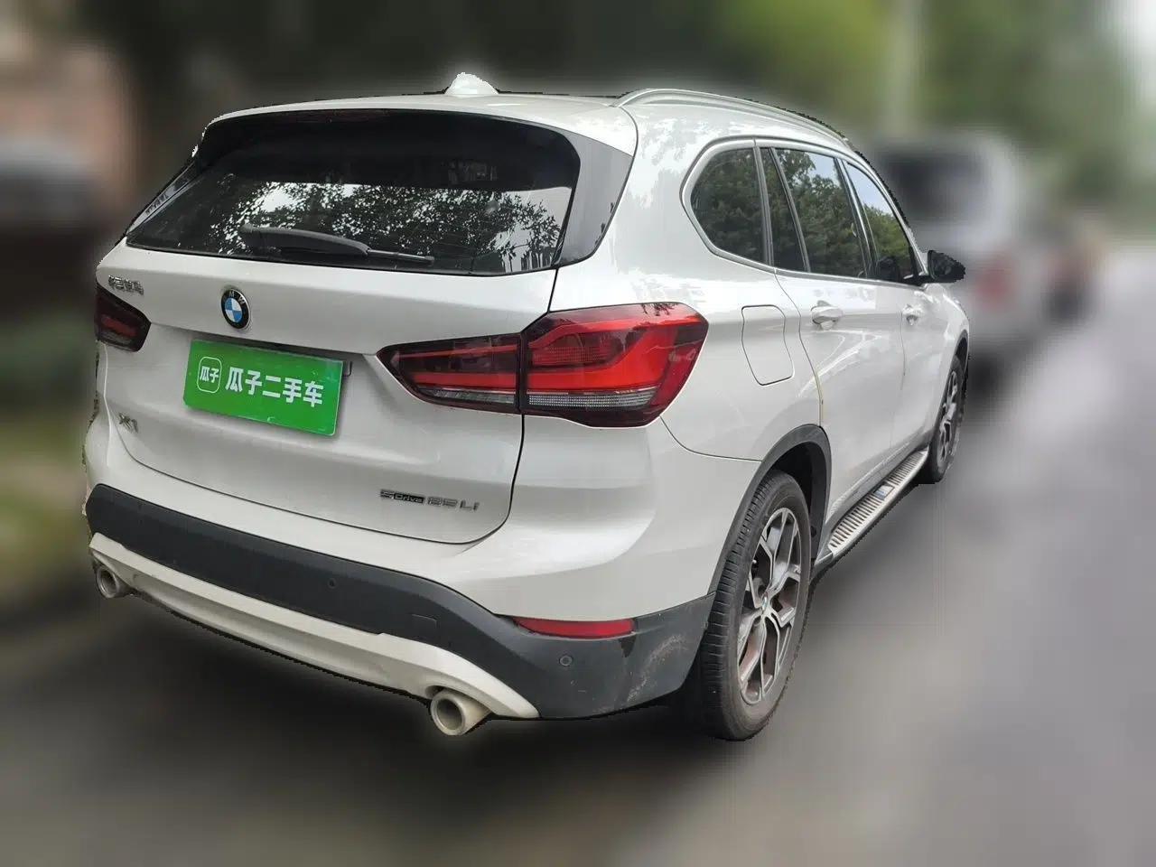 BMW X1 2022 sDrive25Li Leading Model — миниатюра 6