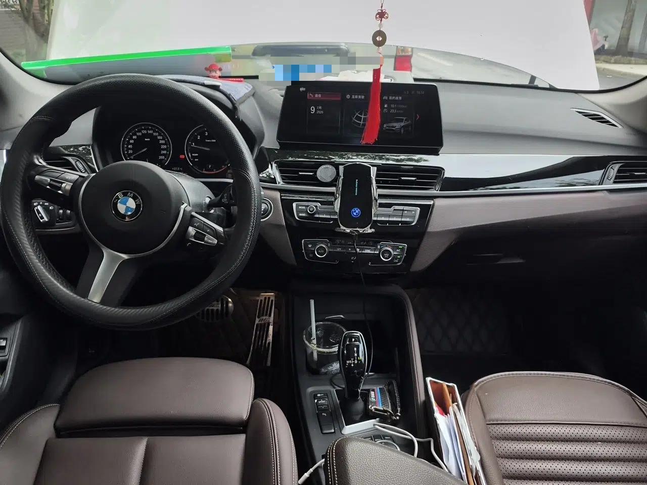 BMW X1 2022 sDrive25Li Leading Model — миниатюра 9