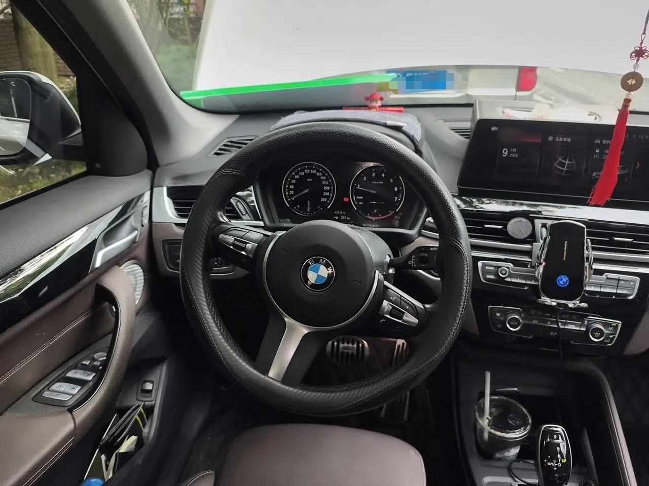 BMW X1 2022 sDrive25Li Leading Model — миниатюра 10