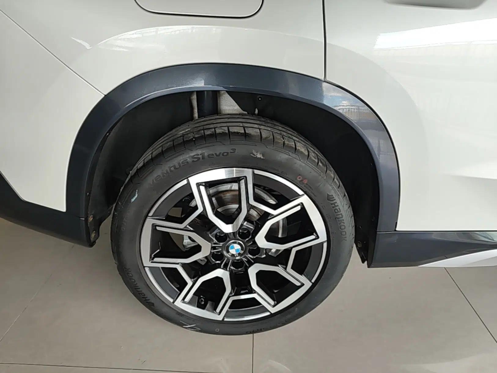 BMW X1 2023 sDrive25Li X Design Package — миниатюра 11