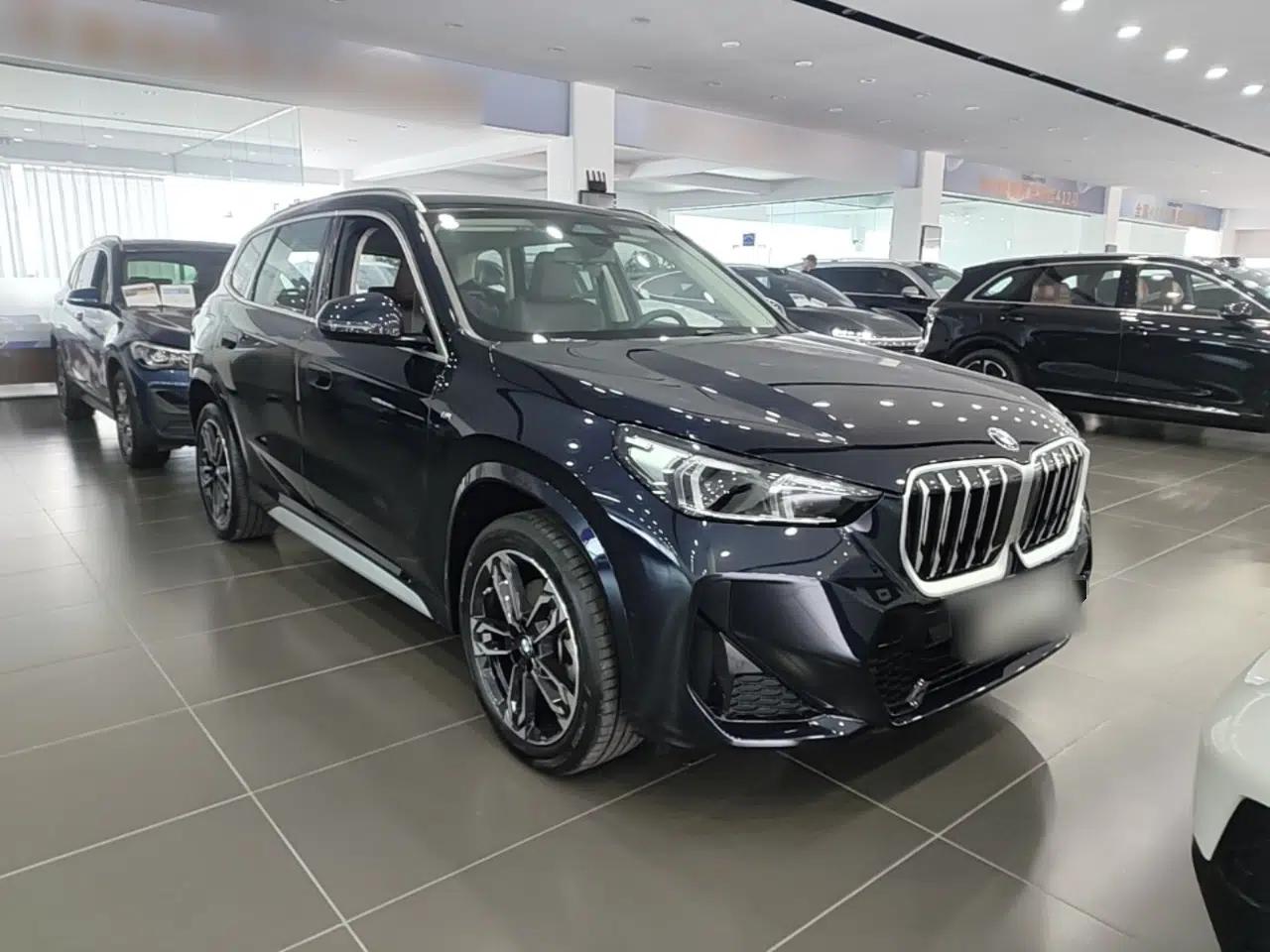 BMW X1 2024 sDrive25Li M Sport Package — миниатюра 3